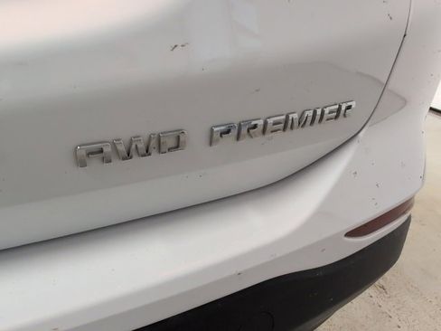 Certified 2022 Chevrolet Equinox Premier image 34