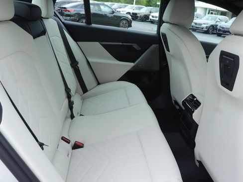 New 2027 BMW 530i w/ Premium Package RWD image 19