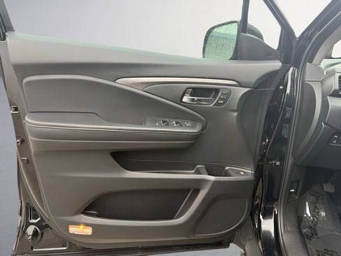 Used 2023 Honda Ridgeline RTL-E image 26