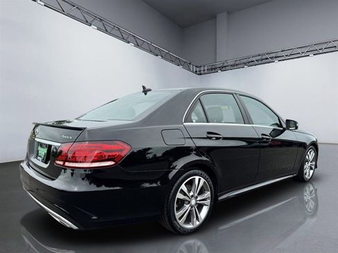 Used 2015 Mercedes-Benz E 350 4MATIC Sedan image 7