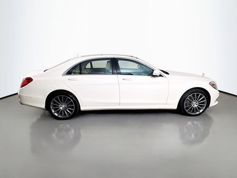 Used 2017 Mercedes-Benz S 550 Sedan image 11