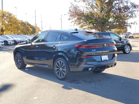 Used 2022 BMW X6 xDrive40i w/ Executive Package image 2