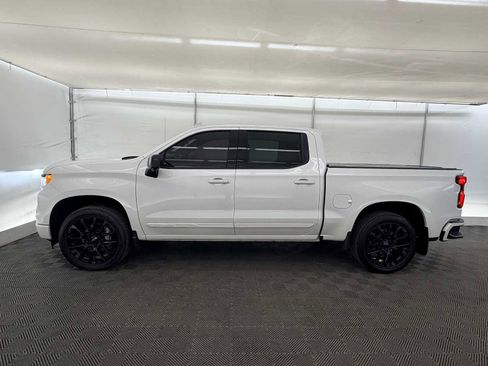 Used 2022 Chevrolet Silverado 1500 High Country image 3