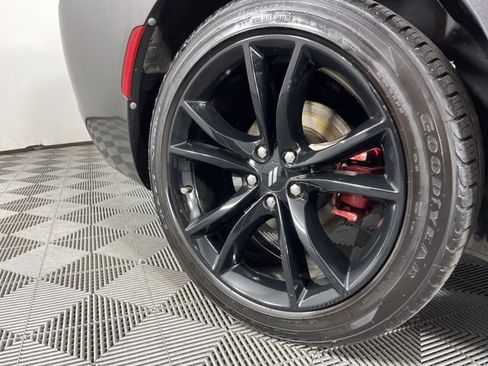Used 2018 Dodge Charger SXT w/ Blacktop Package image 15