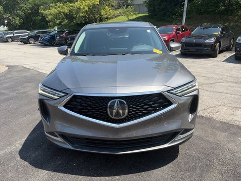 Used 2024 Acura MDX SH-AWD image 2