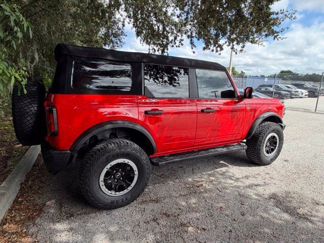 Used 2023 Ford Bronco Badlands w/ Sasquatch Package AWD/4WD image 3