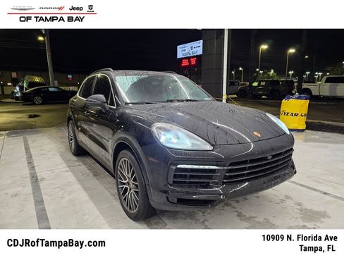 Used 2021 Porsche Cayenne S image 1