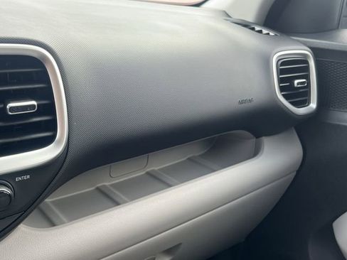 New 2026 Hyundai Venue SEL image 27