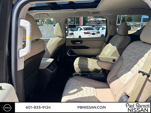 New 2025 Nissan Armada Platinum Reserve image 27