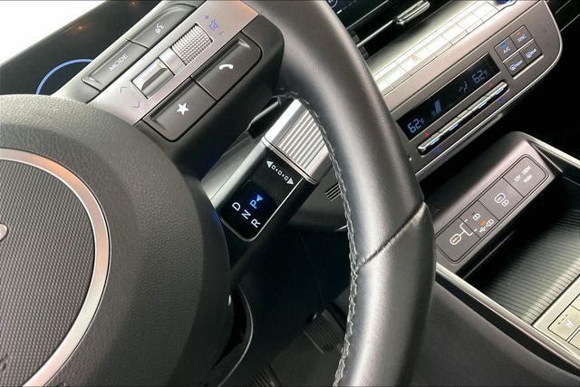 Certified 2024 Hyundai Kona SEL FWD image 15