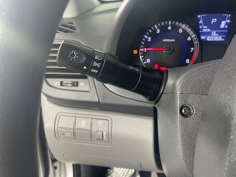 Used 2013 Hyundai Accent GLS FWD image 10