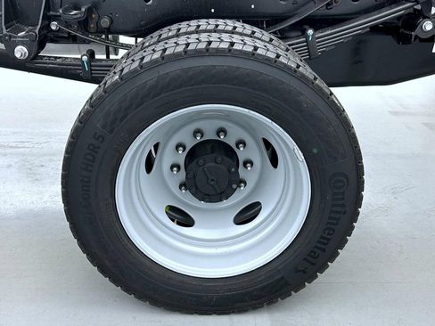 New 2026 Ford F550 4x4 Regular Cab Super Duty image 17