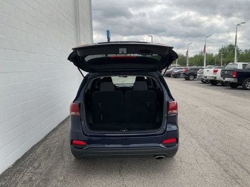 Used 2020 Kia Sorento LX image 7