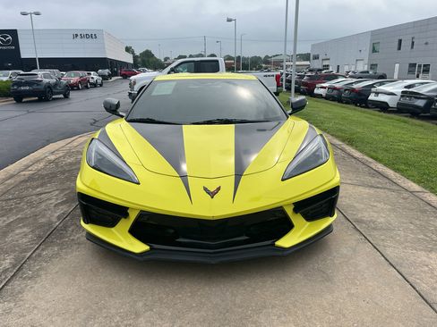 Used 2020 Chevrolet Corvette Stingray Premium Cpe w/ 3LT Preferred Equipment Group RWD image 4