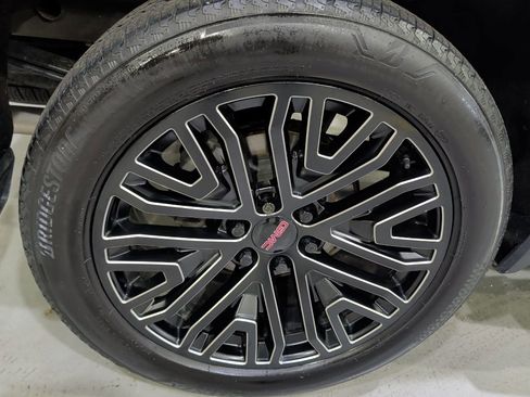 Used 2022 GMC Sierra 1500 Denali image 9