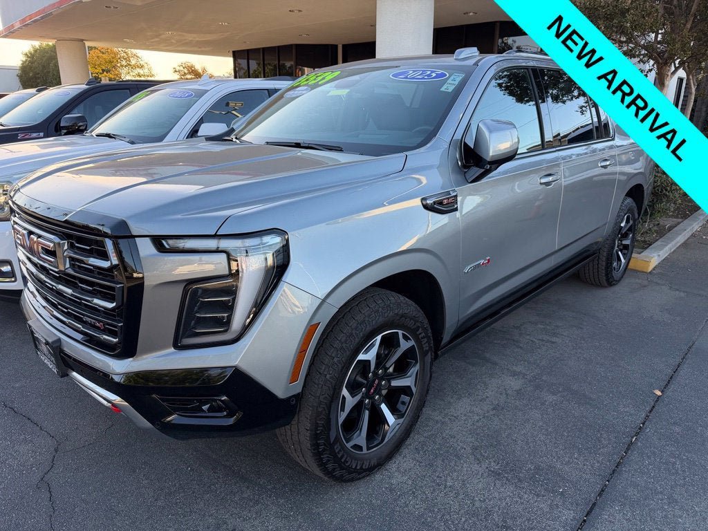 Used 2025 GMC Yukon XL AT4 w/ AT4 Premium Plus Package AWD/4WD image 1
