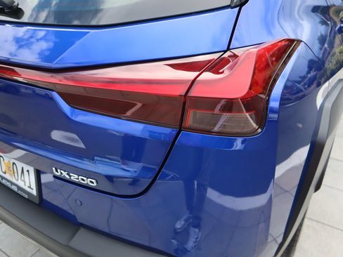 Used 2021 Lexus UX 200 F Sport FWD image 14