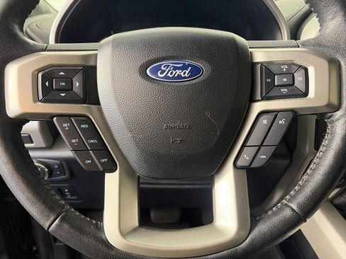 Used 2020 Ford F150 Lariat w/ Equipment Group 502A Luxury AWD/4WD image 16