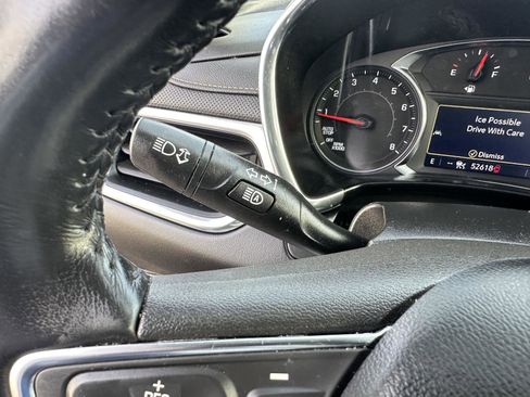 Used 2021 Chevrolet Equinox Premier image 33