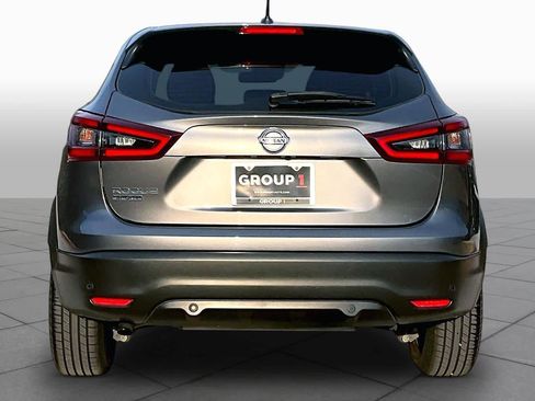 Certified 2020 Nissan Rogue Sport S FWD image 5