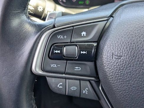 Used 2020 Honda Accord Touring image 24