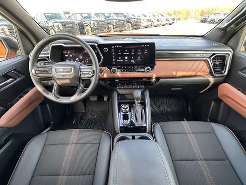 Certified 2025 GMC Canyon AT4 AWD/4WD image 25