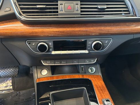 Used 2023 Audi Q5 2.0T Premium Plus image 20