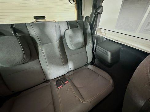 Used 2024 Jeep Wrangler Sport S image 14