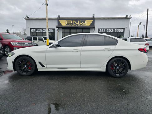 Used 2023 BMW 540i w/ M Sport Package image 6
