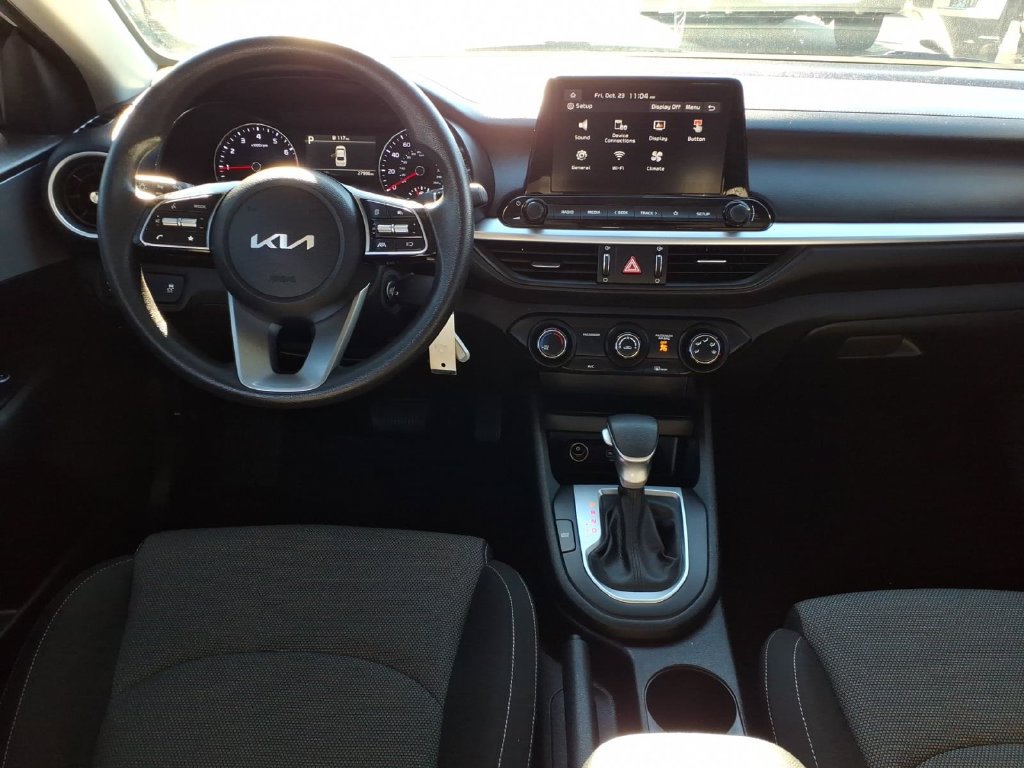 Used 2024 Kia Forte LXS w/ LXS Technology Package FWD image 15