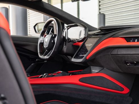 Used 2026 Lamborghini Revuelto AWD/4WD image 56