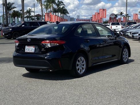 Certified 2025 Toyota Corolla LE FWD image 43