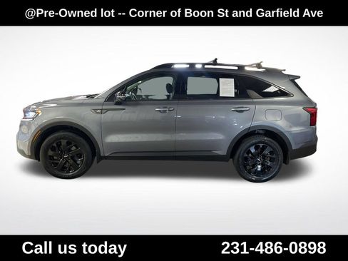 Used 2022 Kia Sorento S w/ Panoramic Sunroof Package AWD/4WD image 2
