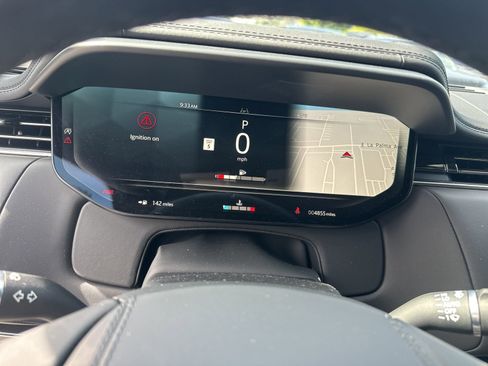 Used 2025 Land Rover Range Rover Sport Dynamic SE image 14