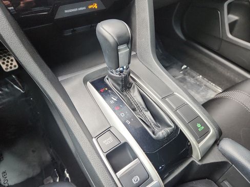 Used 2019 Honda Civic Sport image 10