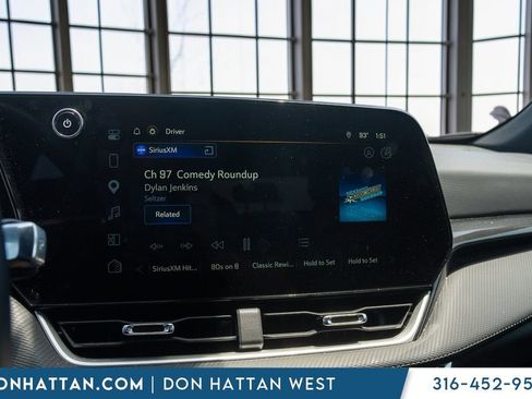Used 2025 Chevrolet Equinox LT AWD/4WD image 7
