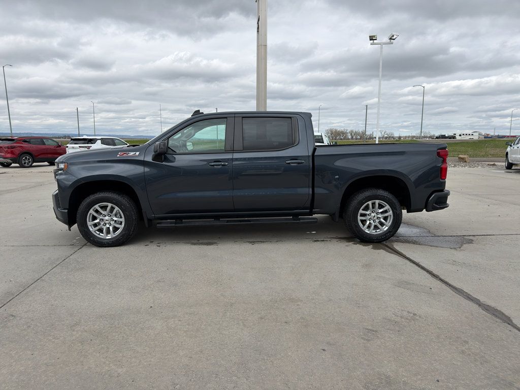 Used 2021 Chevrolet Silverado 1500 RST AWD/4WD image 2