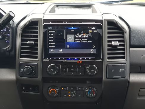 Used 2019 Ford F250 XL w/ STX Appearance Package image 16