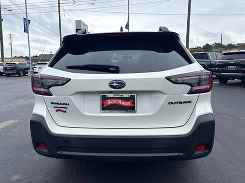Used 2023 Subaru Outback Onyx Edition AWD/4WD image 6