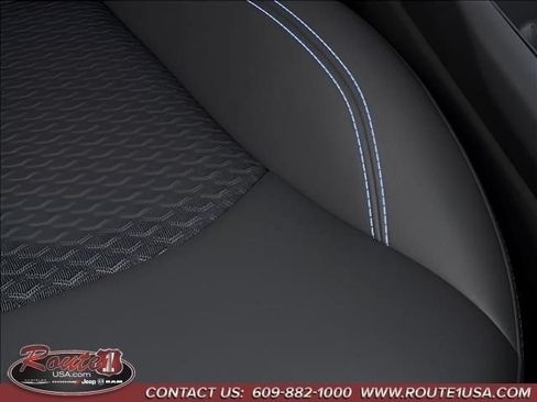 New 2026 Jeep Compass Latitude AWD/4WD image 21