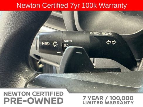 Used 2021 Nissan Rogue S FWD image 29