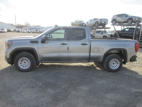 New 2026 GMC Sierra 1500 Pro image 7