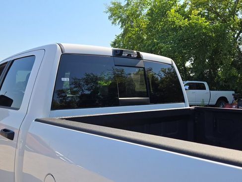 New 2026 RAM 3500 Big Horn AWD/4WD image 16