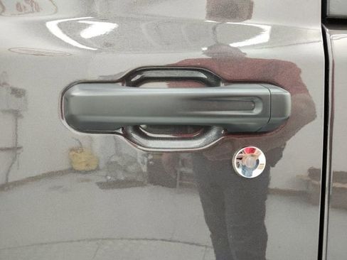 Used 2025 Jeep Wrangler Sport image 18