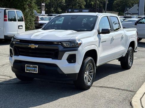 Used 2023 Chevrolet Colorado LT w/ LT Convenience Package II AWD/4WD image 1