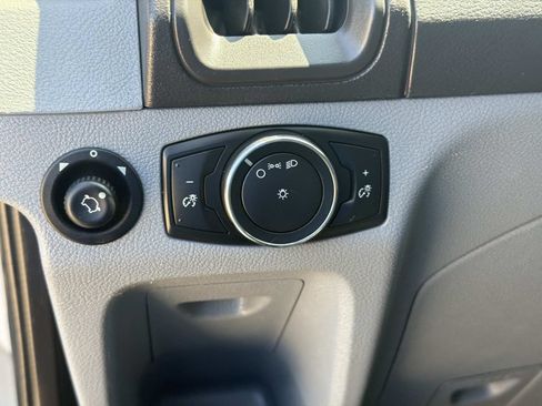 Used 2015 Ford Transit 150 130 Low Roof RWD image 21
