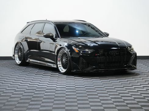 Used 2021 Audi RS 6 w/ Carbon Optic Package image 5