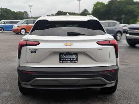 Used 2024 Chevrolet Blazer EV LT AWD/4WD image 8