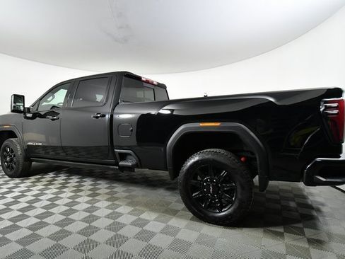 Used 2024 GMC Sierra 2500 AT4 w/ AT4 Premium Plus Package image 14