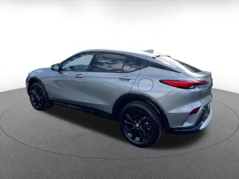 Used 2025 Buick Envista Sport Touring image 10